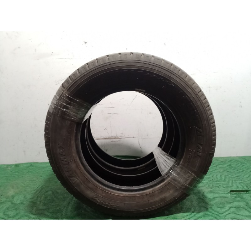 Recambio de neumaticos para » otros... sin categoria   referencia OEM IAM 215/65R16 215 /65R16 215 /65R16